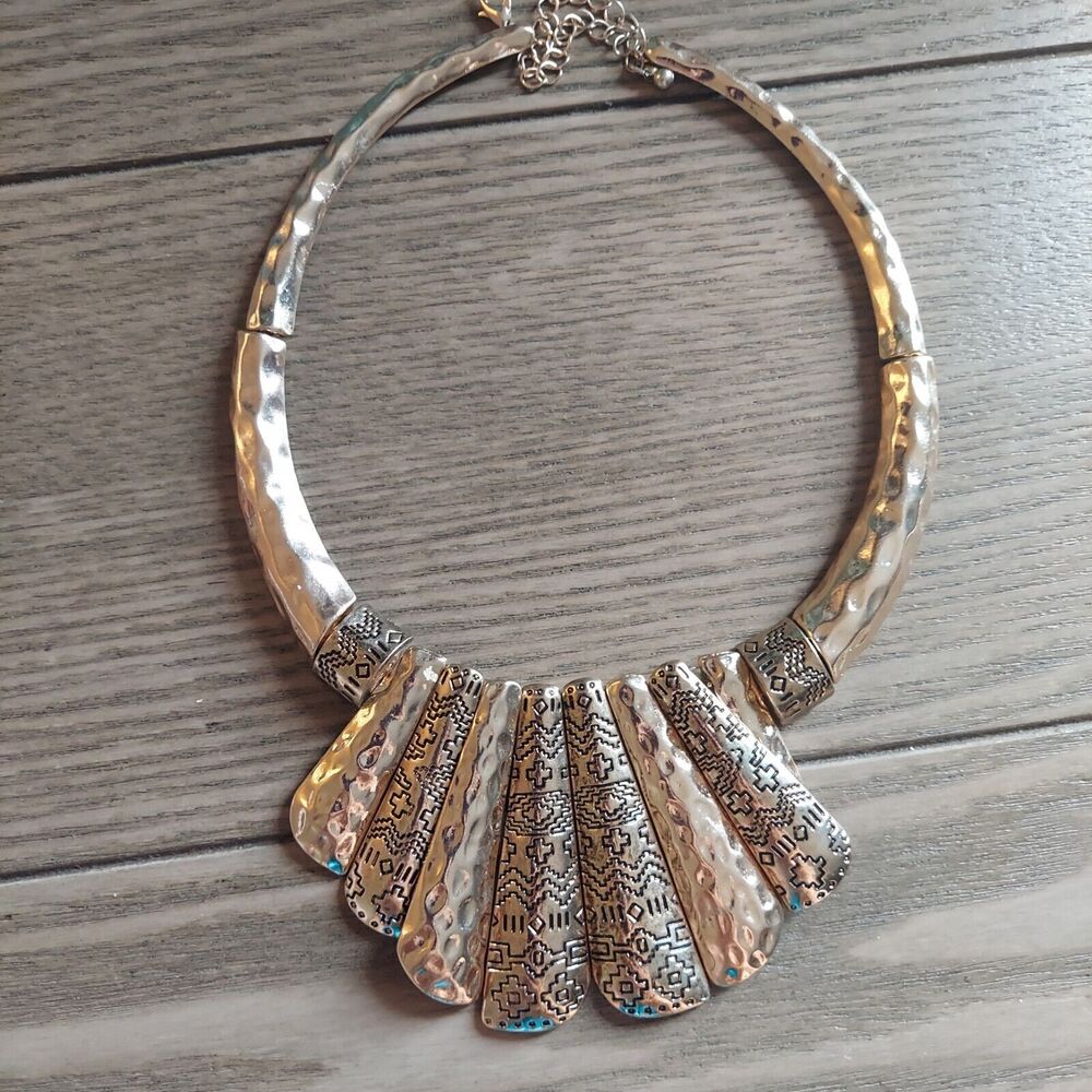 Choker Gold-tone Hammered Bib Necklace 13-19"